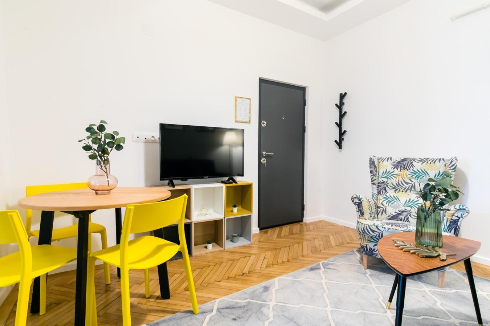 Heart Of The City - Cozy Apartments In Prime Location Βουκουρέστι Εξωτερικό φωτογραφία